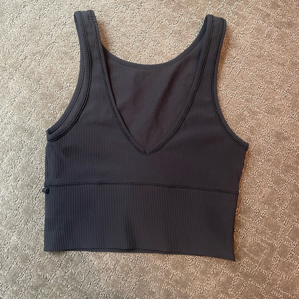 Lululemon reversible black top